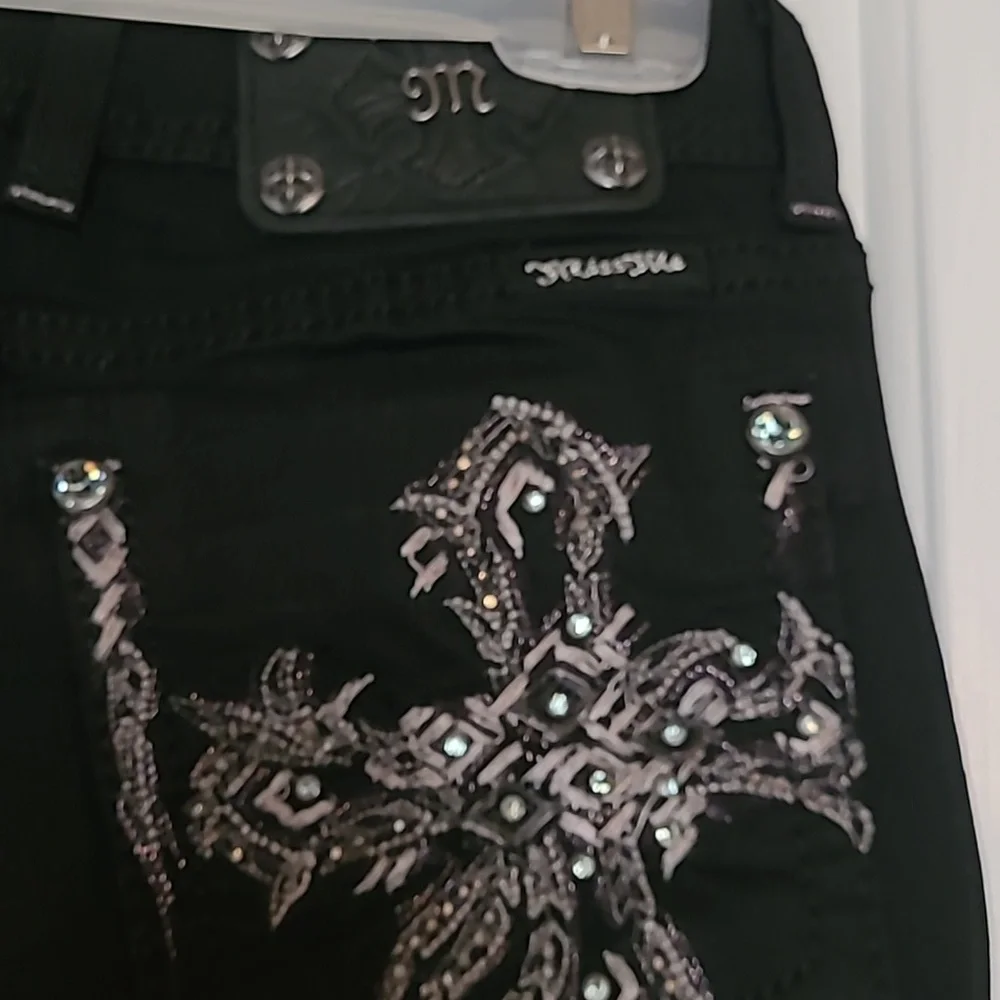 Miss Me Black Skinny Jeans - Picture 6 of 12